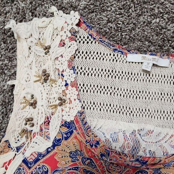 miss Me Paisley Layered Tank Top W/ Lace medium - Picture 7 of 9